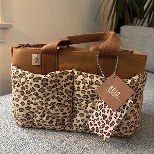 Béis X Elsa collab The Caddy stroller caddy/diaper bag in Wild Child NWT